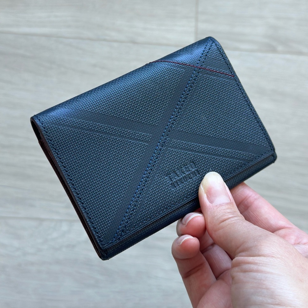 TAKEO KIKUCHI | Two toned leather cardholder
